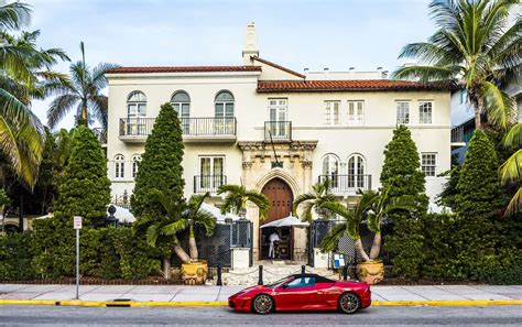 versace home in miami|where does gianni versace live.